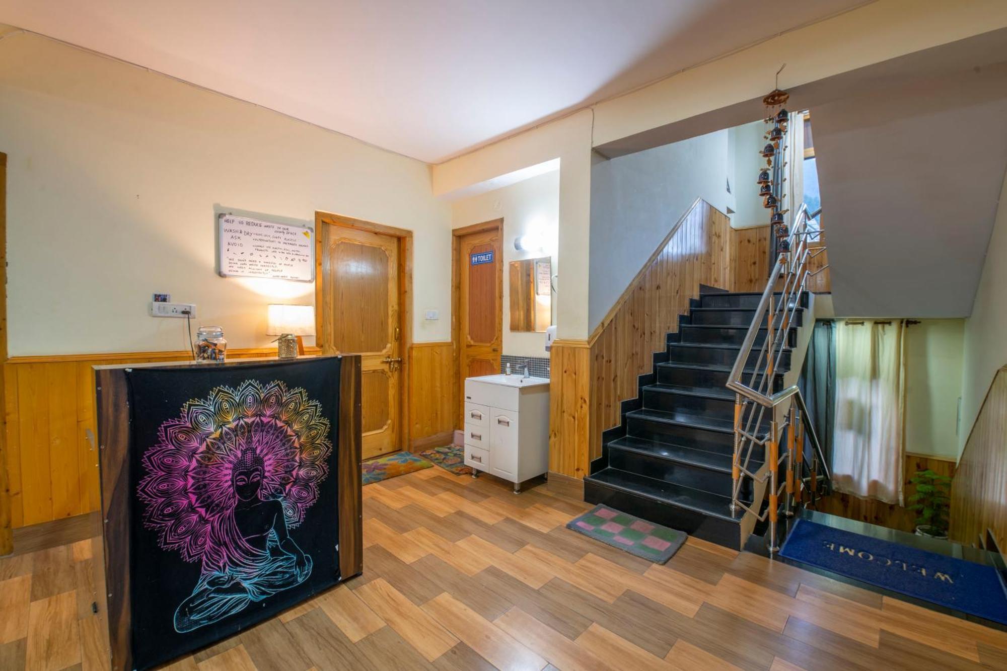 Urban Monk Hostel - Manali (Himachal Pradesh) — Photos 3